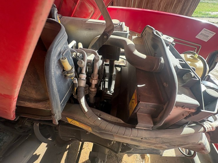 massey-ferguson-1643-image-36