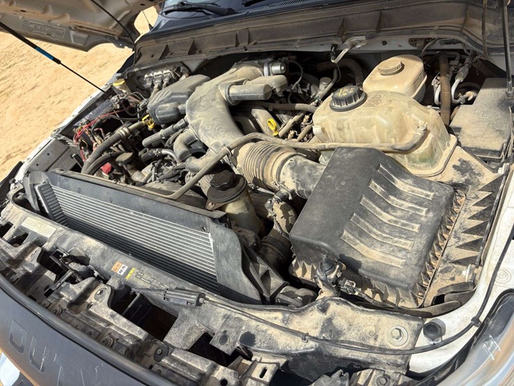 2014-ford-f550-image-21