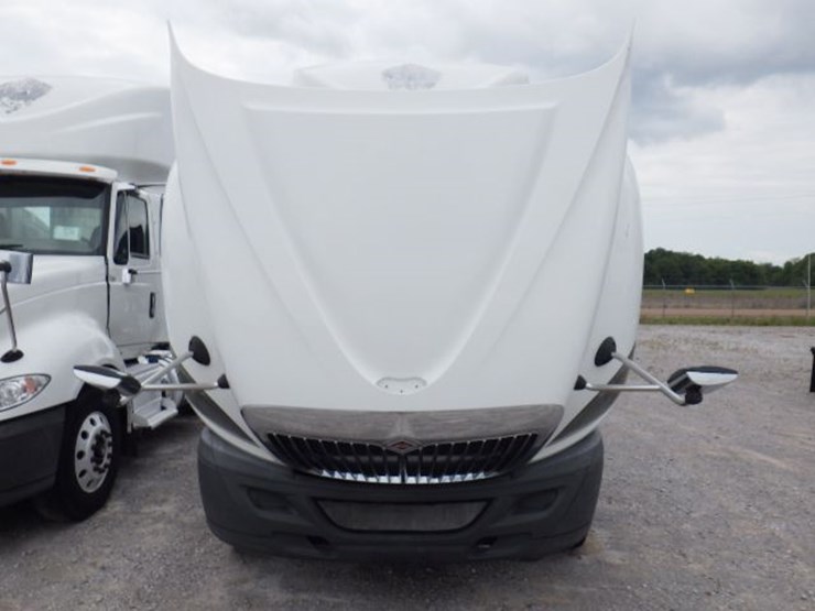 2017-international-prostar-image-22
