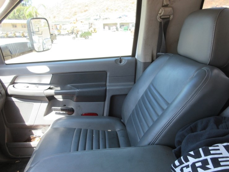 2010-dodge-ram-4500-image-8