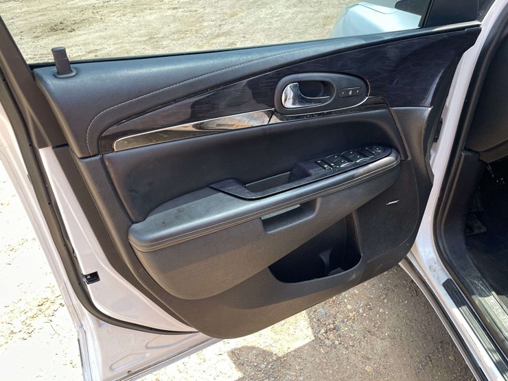 2017-buick-enclave-image-9