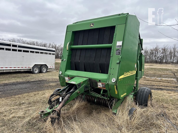 2002-john-deere-567-image-7
