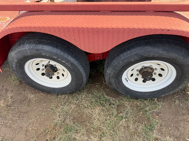 2018-shop-12’-x-82”-t/a-bp-steel-bed-utility-trailer-image-9
