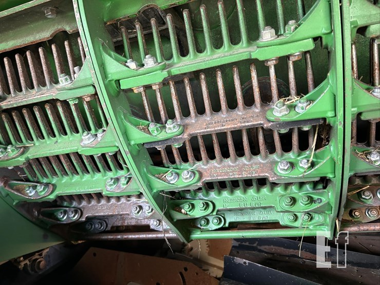 2016-john-deere-s680-image-43