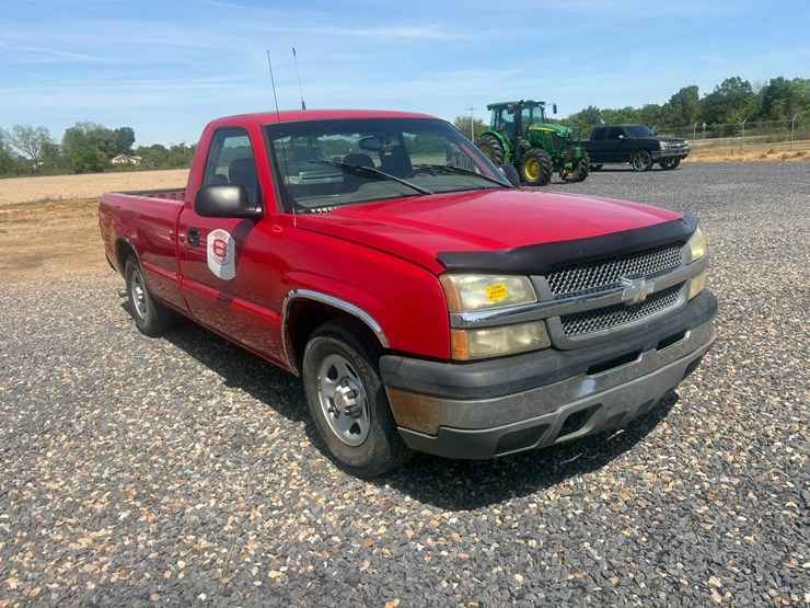 #23967-•-2004-chevrolet-silverado-pickup-vin:-1gcec14x74z216889-image-2