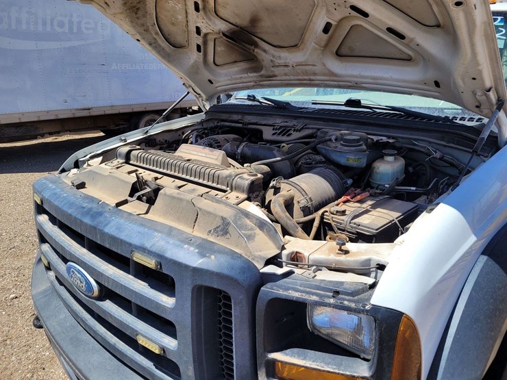 2007-ford-f550-image-23