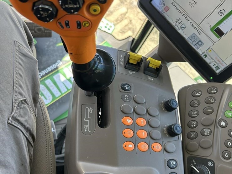 2016-john-deere-s680-image-102