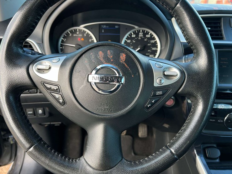 2019-nissan-sentra-sr-image-29