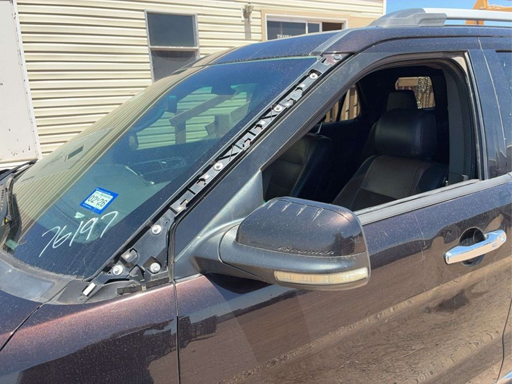 2013-ford-explorer-limited-image-5