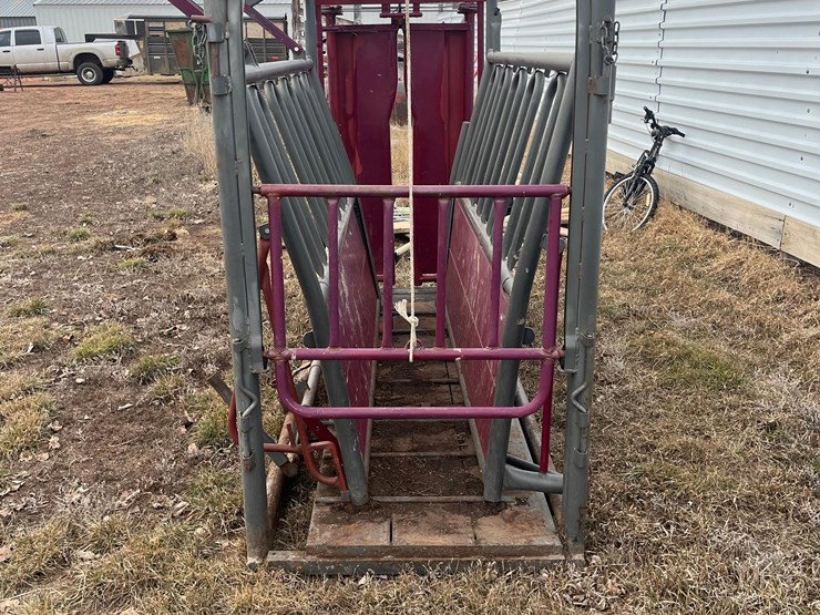 ww-beefmaster-chute-image-4