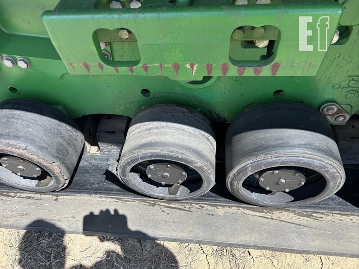2013-john-deere-9560rt-image-34