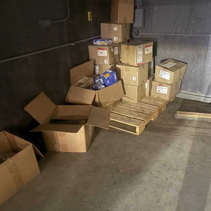 #42114 • Lot of Miscellaneous Gloves & Toner Cartridges