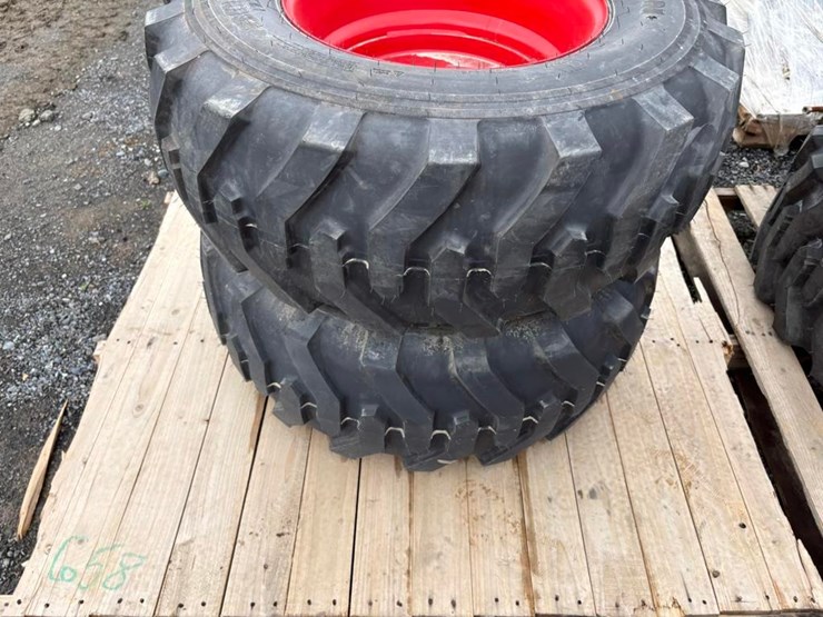 tiron-305/70-16.5-skid-steer-tires-(pair)-image-1