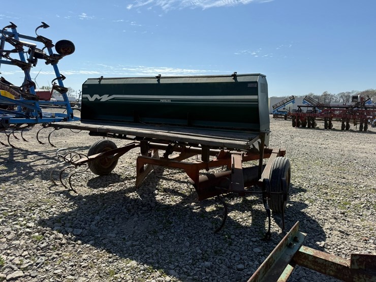 #42750-•-levee-squeezer-w/marliss-levee-seeder-inv#-42750-image-4