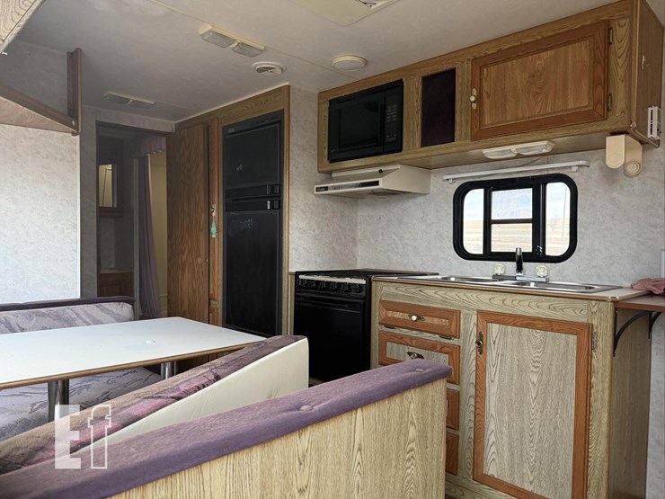 1995-sportsman-campers-&-trailers-mfg-8x27-3000-image-7