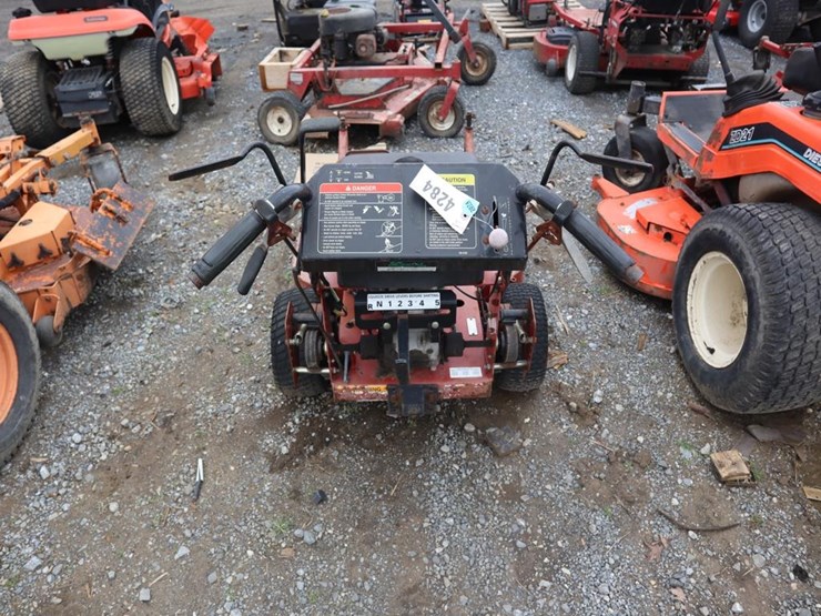 exmark-m3613ka-walk-behind-mower-image-6