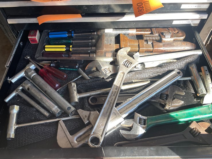 #1823-•-small-handled-tools-image-1