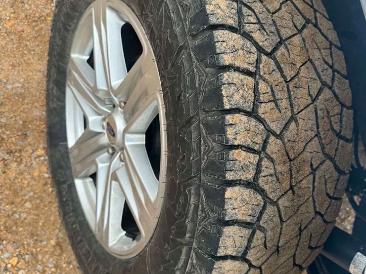 2019-ford-f150-image-15