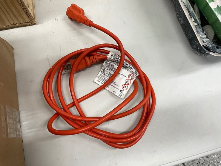 #8587-•-extension-cords-image-8