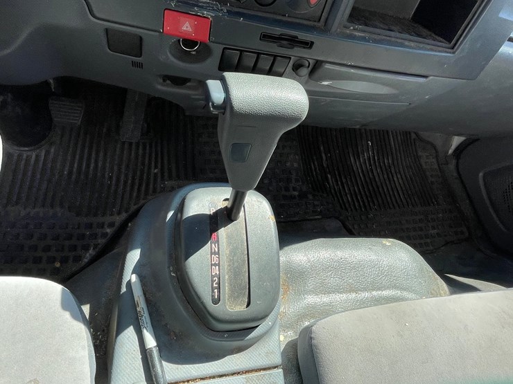 #3278-•-2017-isuzu-n-series-straight-truck-(has-wi-title)-image-50