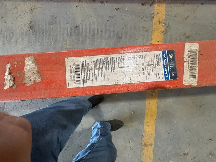#42115-•-louisville-15'-step-ladder-image-3