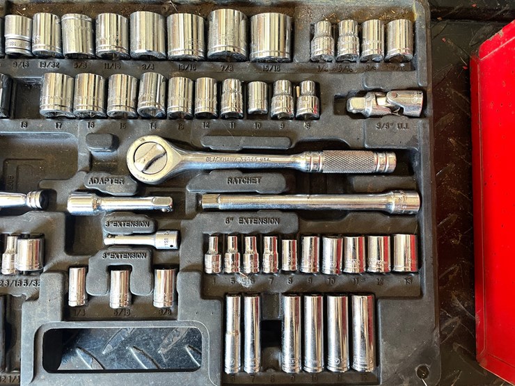 #1838-•-stanley-110-piece-mechanic's-tool-set-image-10
