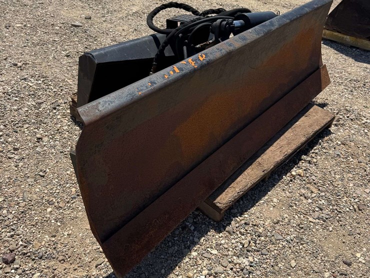 7'-grouse-heavy-duty-6-way-dozer-blade-image-3