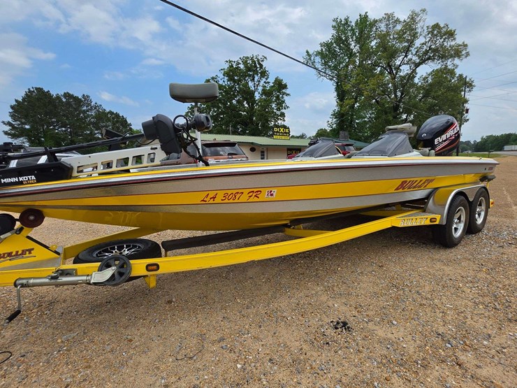 2007-bullet-21xdc-21ft-high-performance-bass-boat-/-225hp-evinrude-motor-image-1