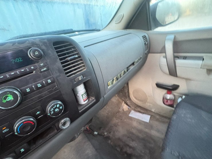 #23969-•-2011-chevrolet-silverado-4x4-pickup-vin:-1gcnkpea1bz146545-image-32