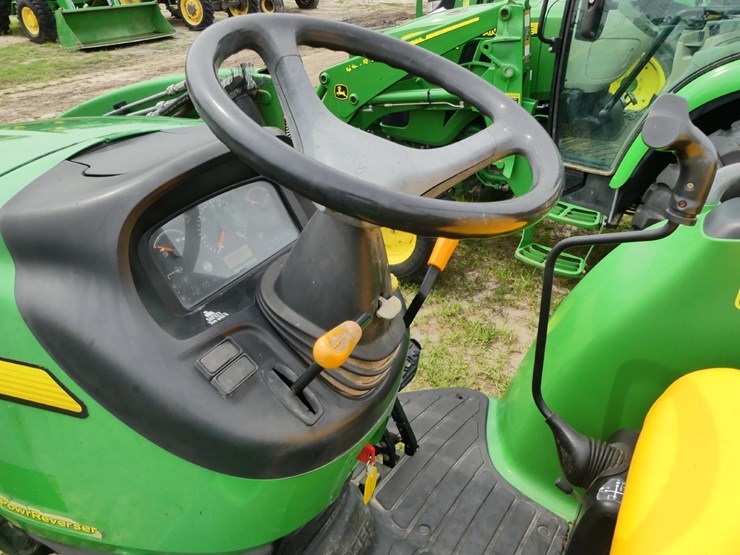 2011-john-deere-4320-image-14