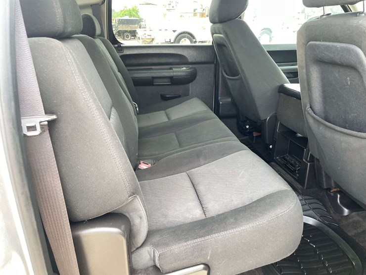 2012-gmc-sierra-1500-image-16