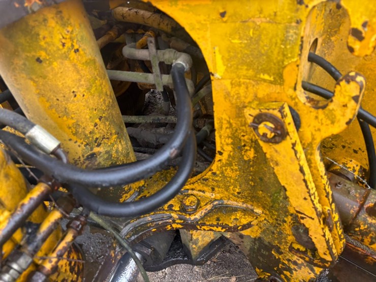 #23986-•-inop-jcb-4x4-backhoe-loader-image-31