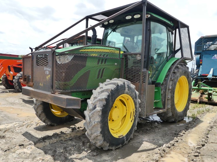 john-deere-6125r-image-2