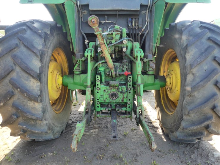john-deere-6715-image-5