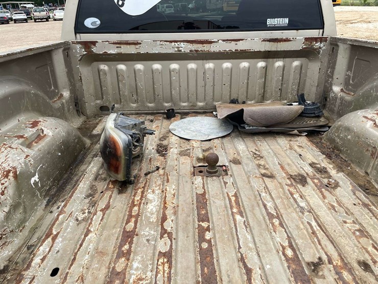2004-dodge-ram-2500-image-15