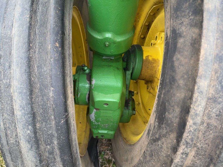 john-deere-b-image-19