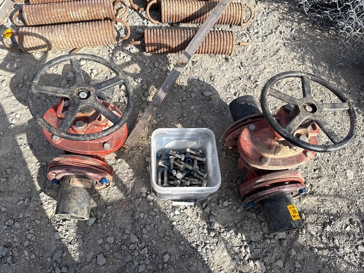 #40584-•-lot-of-(2)-4”-gate-valves-image-9