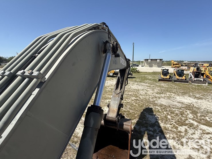 2012-volvo-ec250dl-image-25