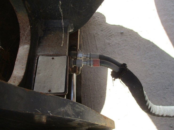 2007-deere-644j-image-18
