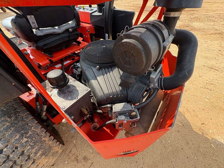 bad-boy-"outlaw"-72"-cut-zero-turn-lawn-mower-(1,403-hours)-image-19