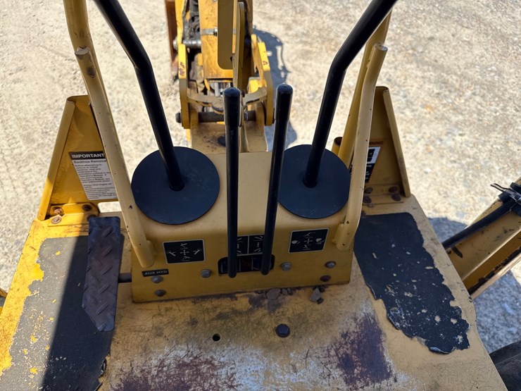 john-deere-110-image-30