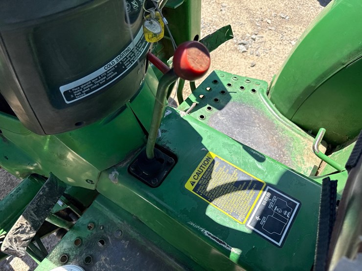 john-deere-1070-image-33