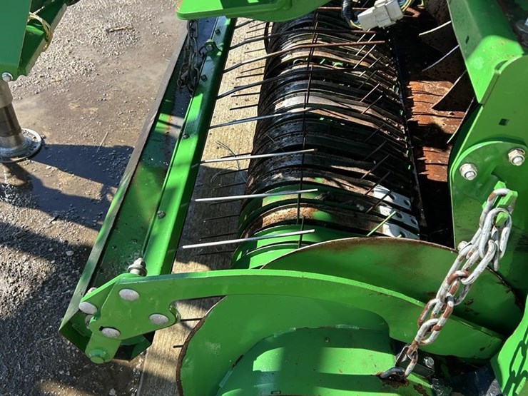 2016-john-deere-l340-image-71