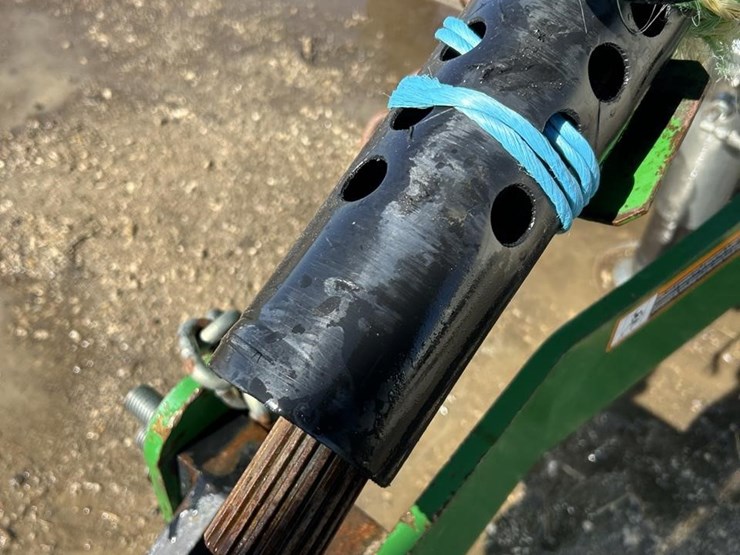 2016-john-deere-l340-image-48