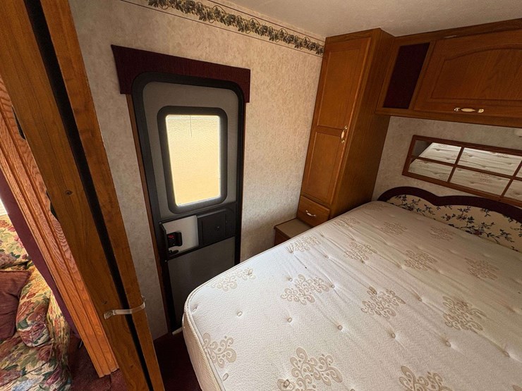 2004-citation-s27j-bumper-pull-travel-trailer-image-40