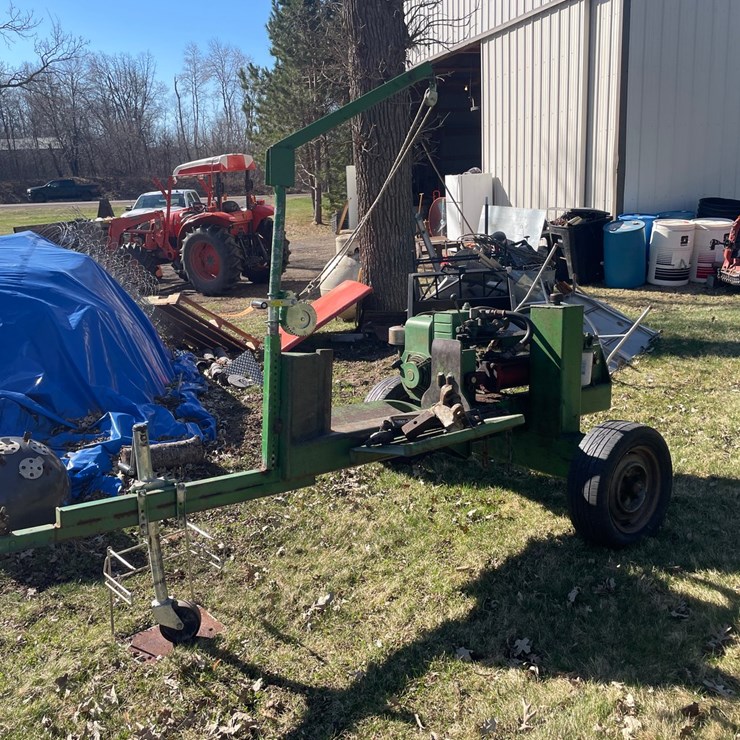 #1810 • Towable Hydraulic Log Splitter