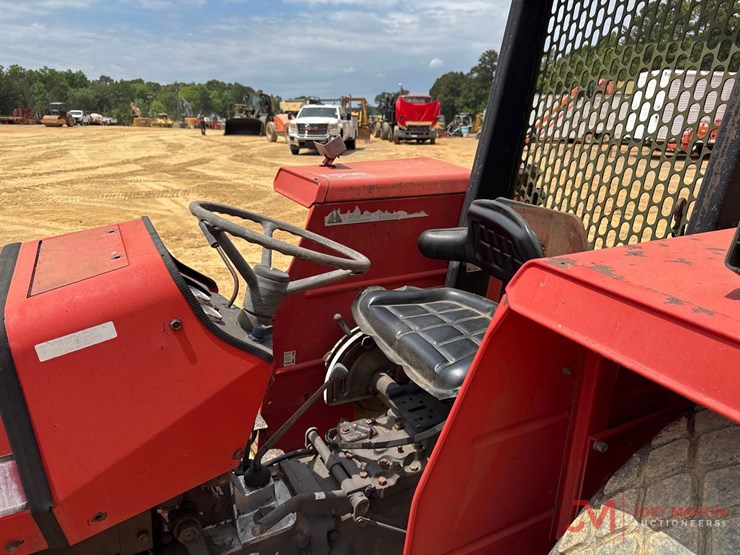 massey-ferguson-231-image-13