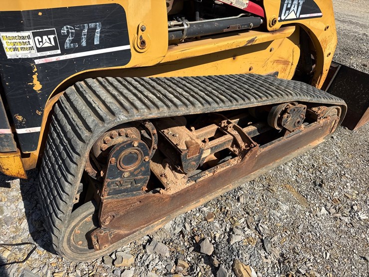 caterpillar-277-image-5