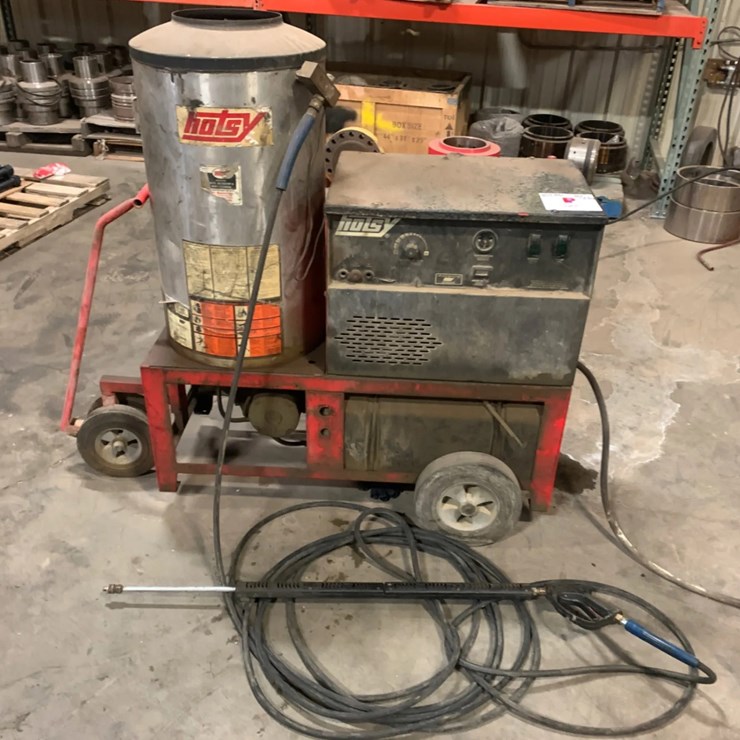 HOTSY PRESSURE WASHER