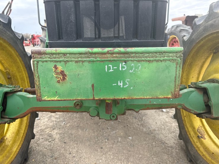 1993-john-deere-6400-image-21